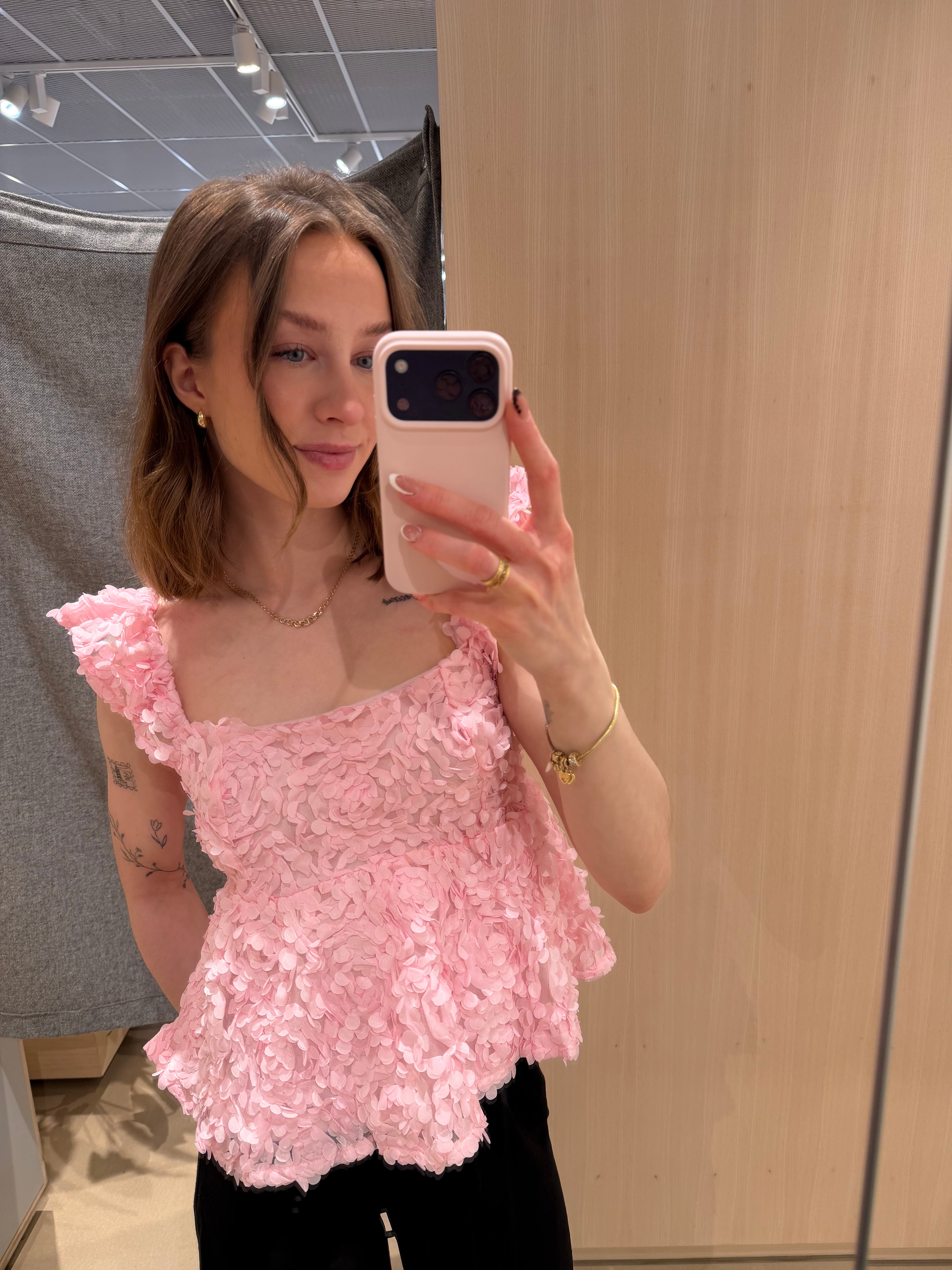 VIROSIE Top - Cherry Blossom